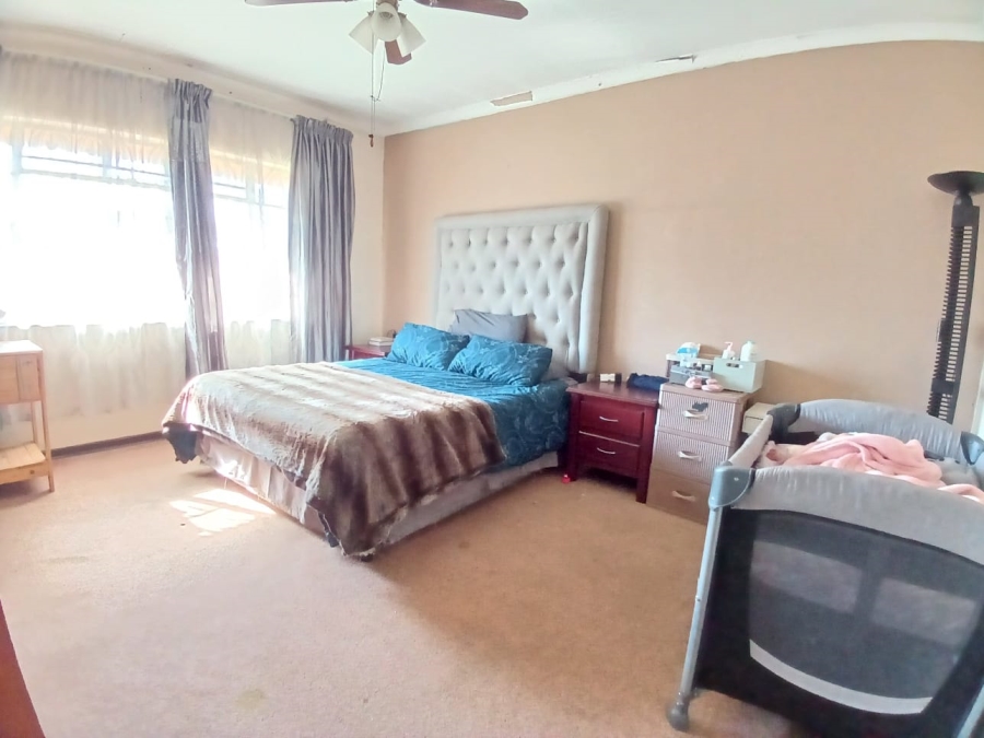 To Let 3 Bedroom Property for Rent in Vaalpark Free State